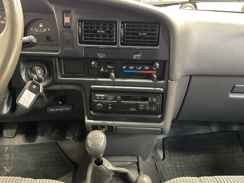 Toyota Hilux vaihtoauto