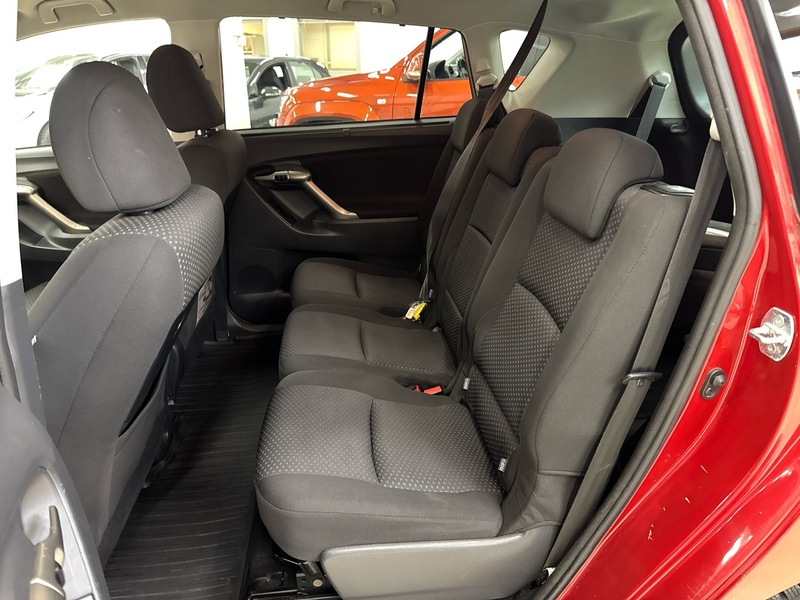 Toyota Verso vaihtoauto