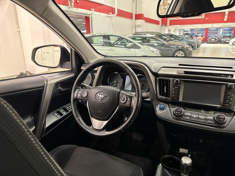 Toyota RAV4 vaihtoauto