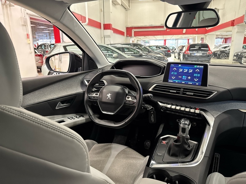 Peugeot 5008 vaihtoauto