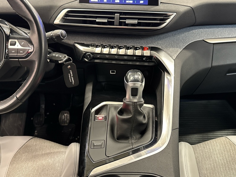 Peugeot 5008 vaihtoauto