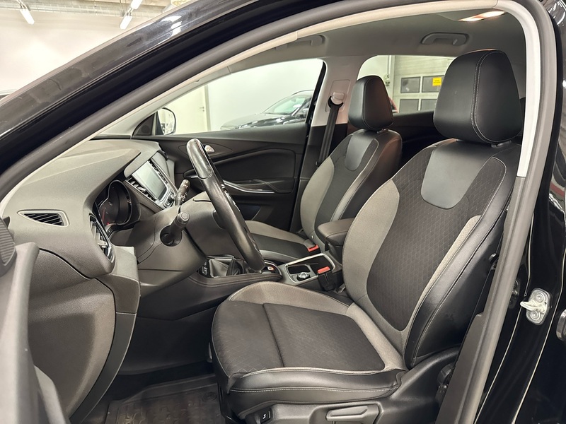 Opel Grandland X vaihtoauto