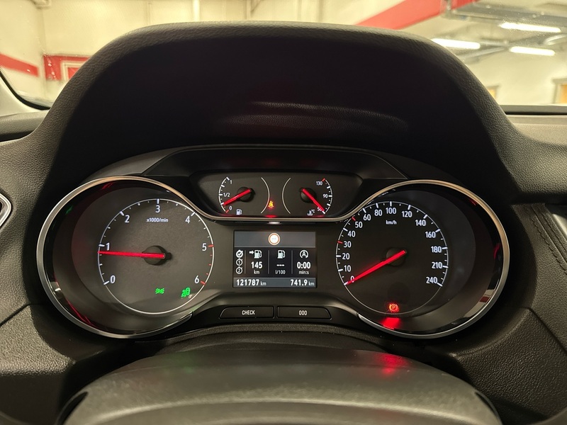 Opel Grandland X vaihtoauto