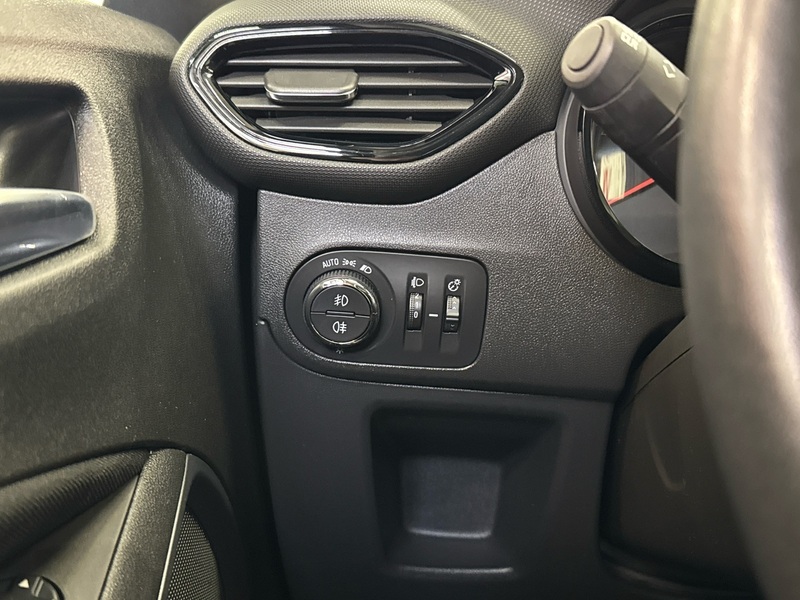 Opel Crossland X vaihtoauto