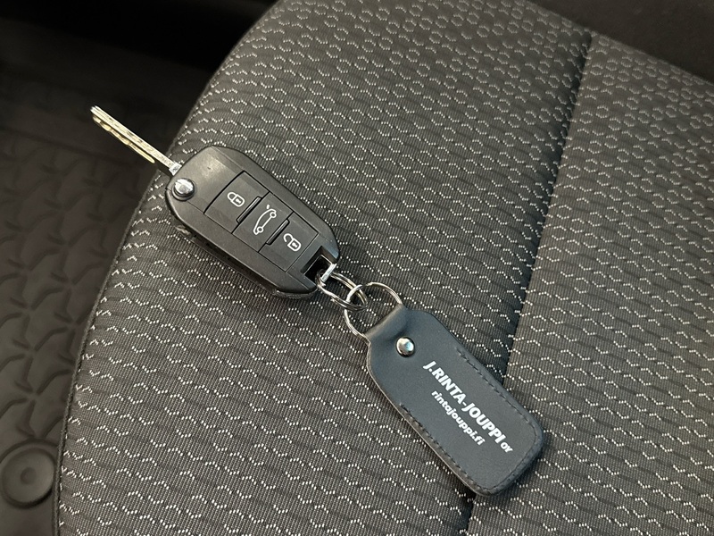 Opel Crossland X vaihtoauto