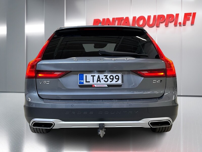Volvo V90 Cross Country vaihtoauto