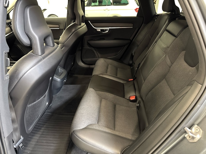 Volvo V90 Cross Country vaihtoauto