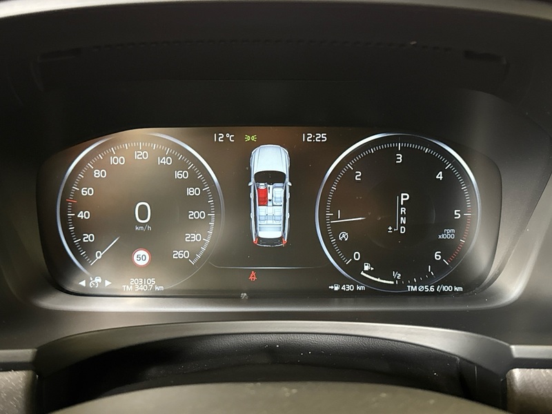 Volvo V90 Cross Country vaihtoauto