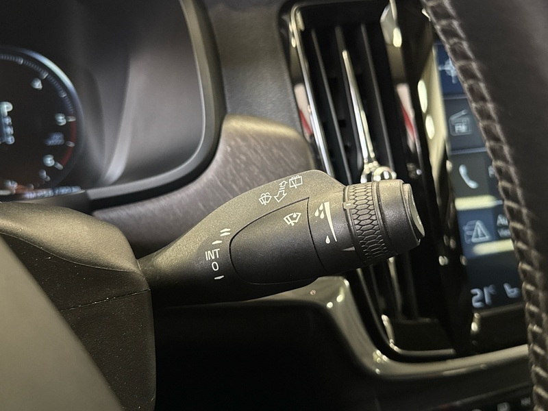 Volvo V90 Cross Country vaihtoauto