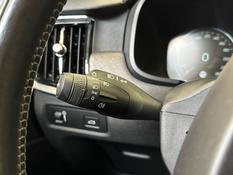 Volvo V90 Cross Country vaihtoauto