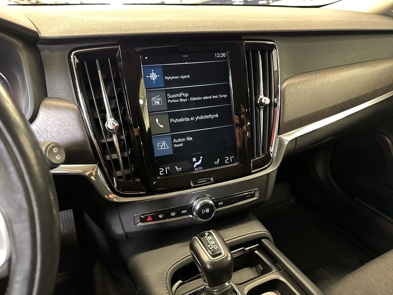 Volvo V90 Cross Country vaihtoauto