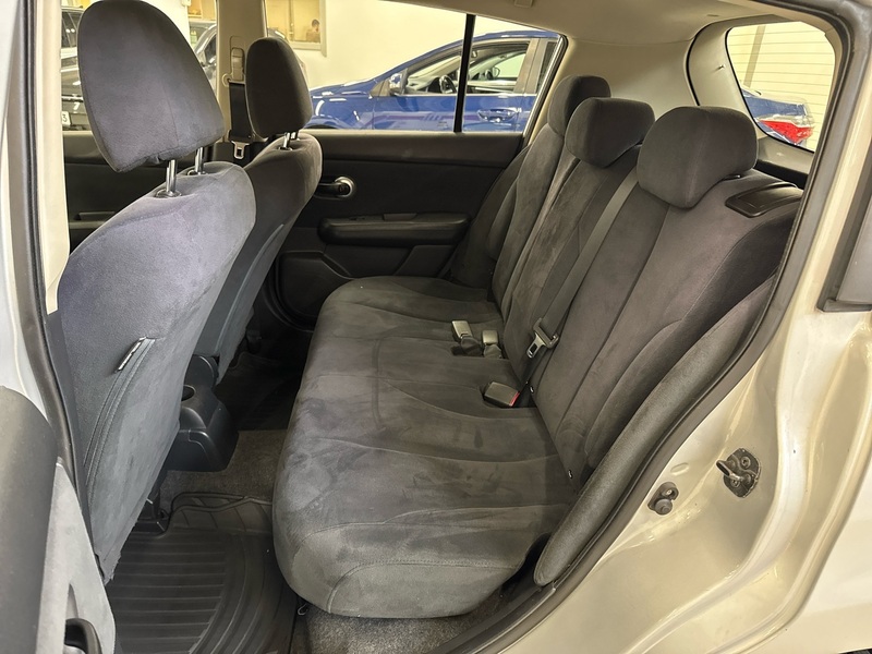 Nissan Tiida vaihtoauto