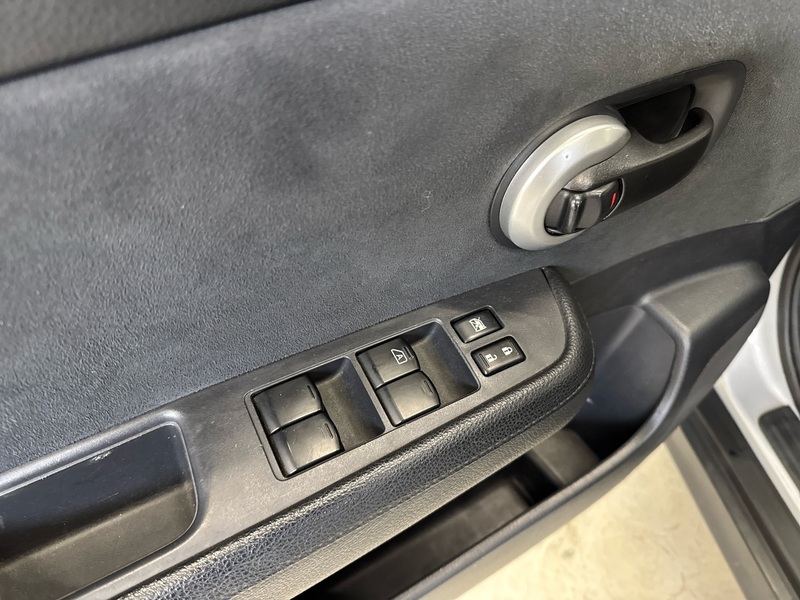 Nissan Tiida vaihtoauto