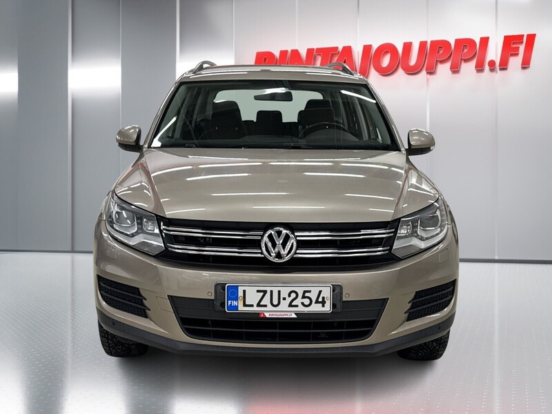 Volkswagen Tiguan vaihtoauto