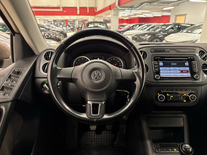 Volkswagen Tiguan vaihtoauto