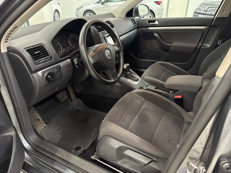 Volkswagen Jetta vaihtoauto