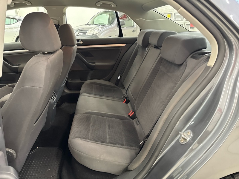 Volkswagen Jetta vaihtoauto