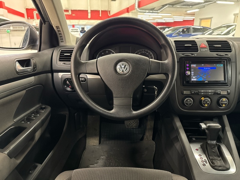 Volkswagen Jetta vaihtoauto