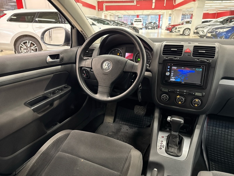 Volkswagen Jetta vaihtoauto