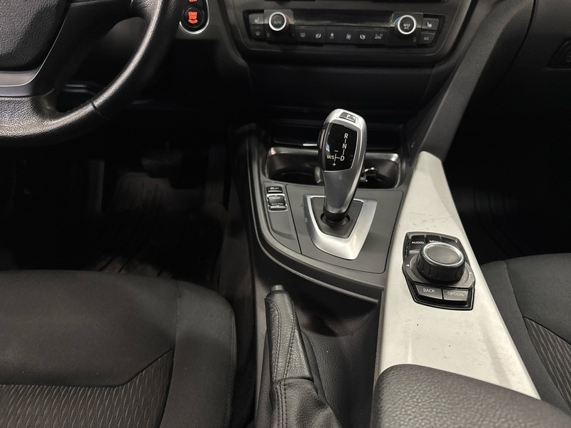 BMW 318 vaihtoauto