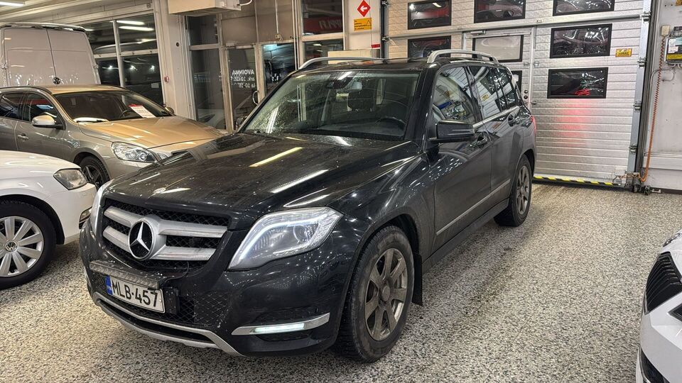 Mercedes-Benz GLK vaihtoauto