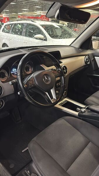 Mercedes-Benz GLK vaihtoauto