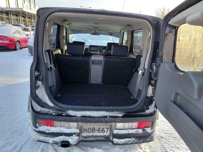 Nissan Cube vaihtoauto
