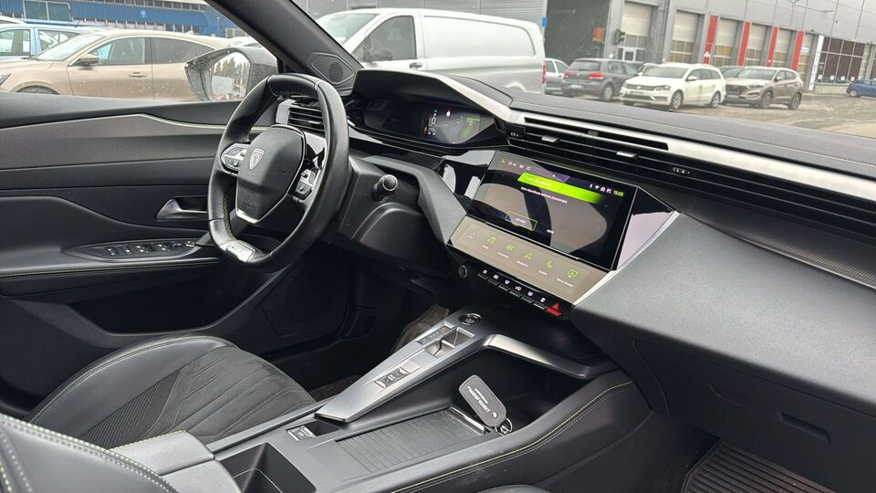 Peugeot 308 vaihtoauto