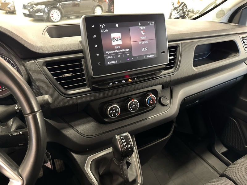 Renault Trafic vaihtoauto