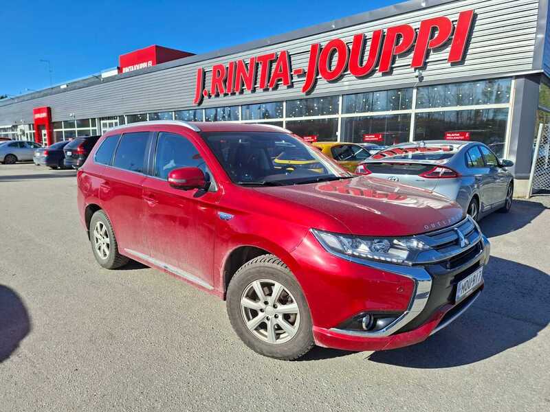 Mitsubishi Outlander PHEV vaihtoauto