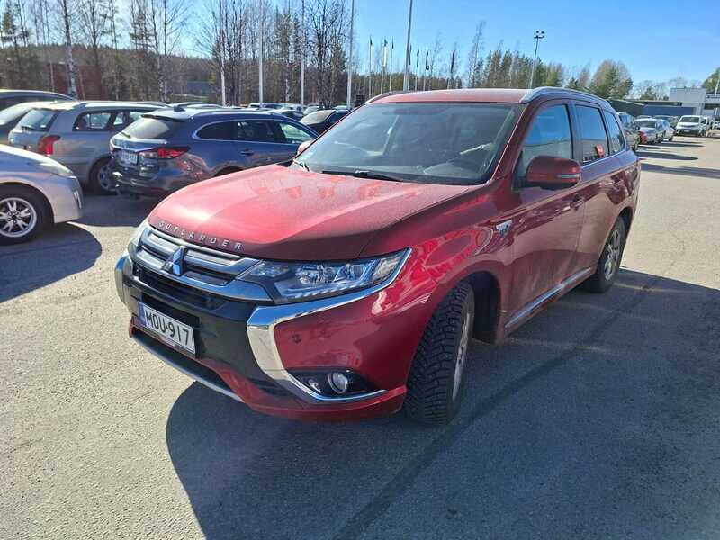 Mitsubishi Outlander PHEV vaihtoauto