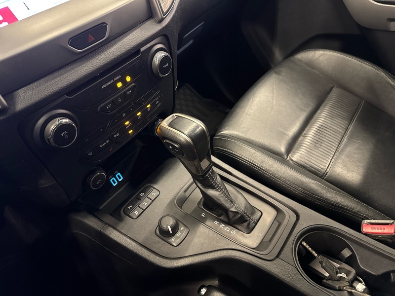 Ford Ranger vaihtoauto