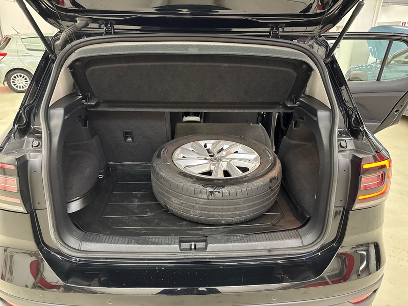 Volkswagen T-Cross vaihtoauto