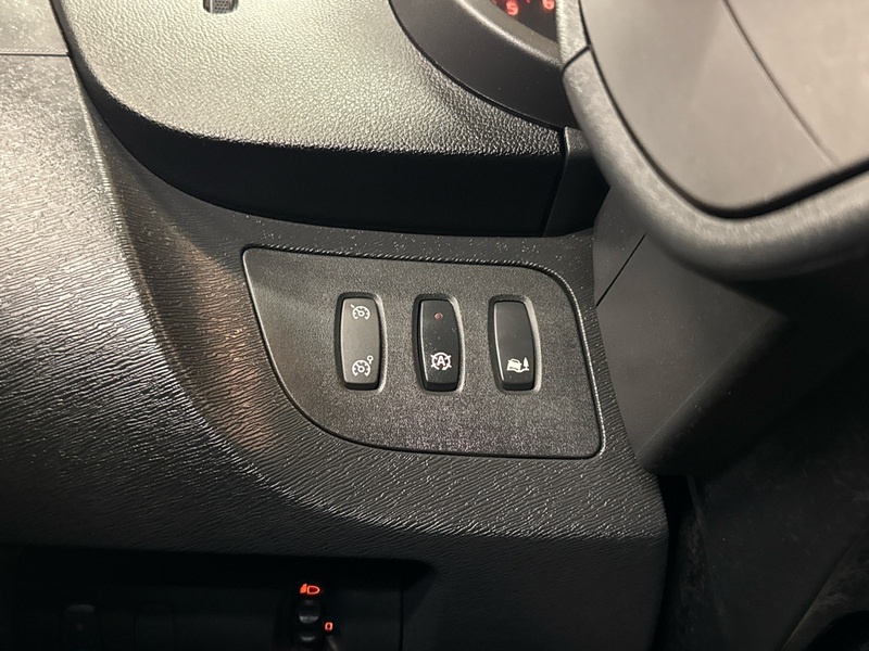 Nissan NV250 vaihtoauto