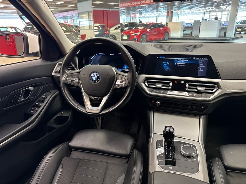 BMW 320 vaihtoauto