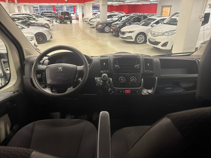 Peugeot Boxer vaihtoauto