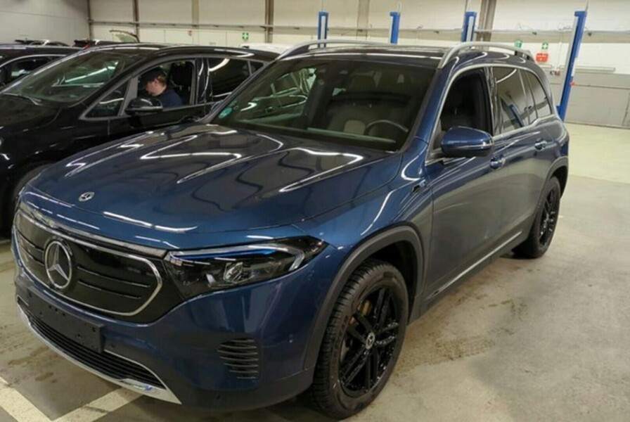 Mercedes-Benz EQB vaihtoauto