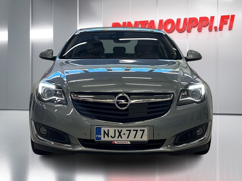 Opel Insignia vaihtoauto