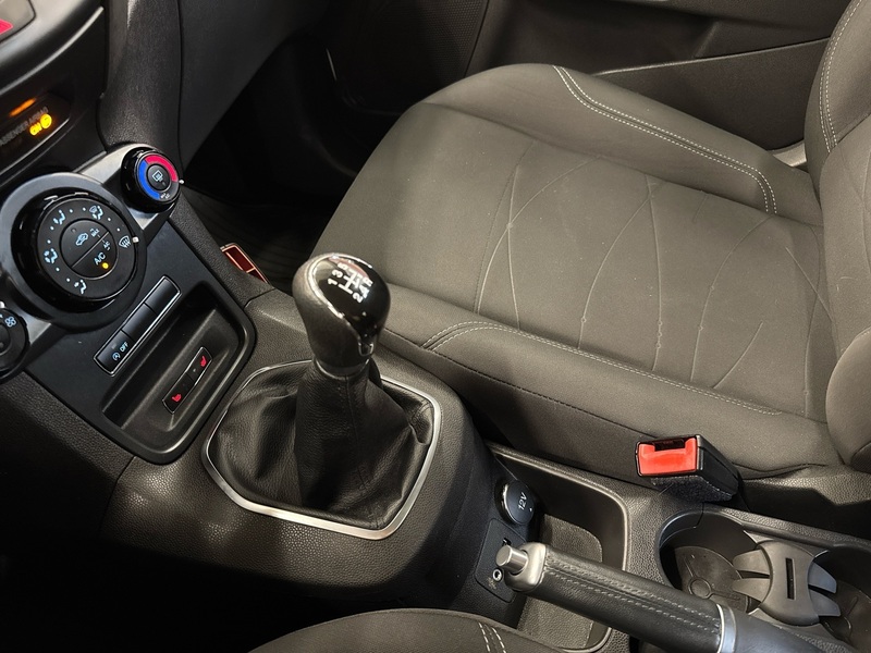 Ford Fiesta vaihtoauto