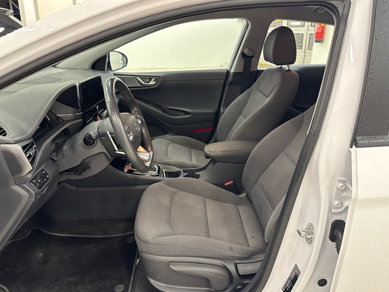 Hyundai IONIQ plug-in vaihtoauto