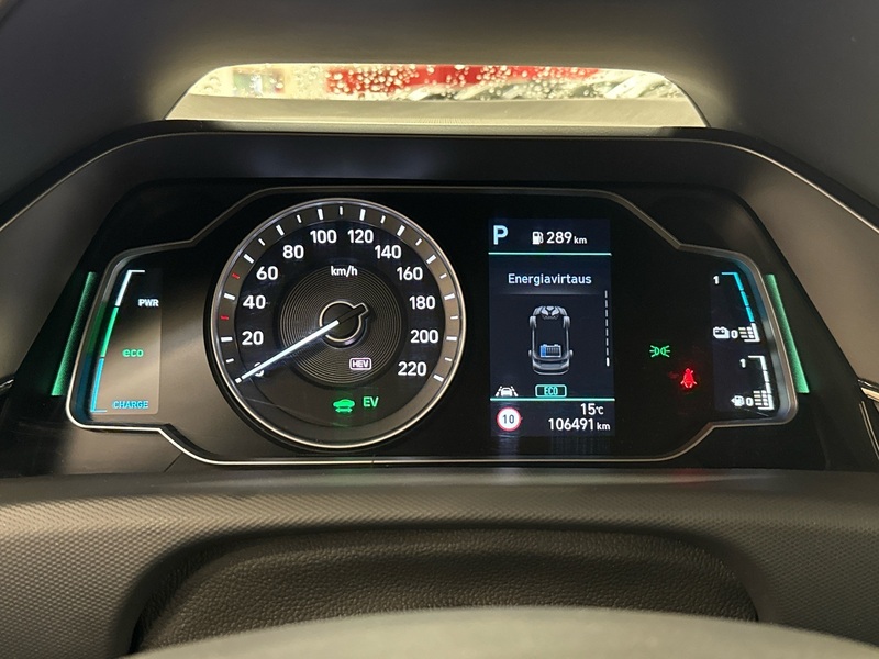 Hyundai IONIQ plug-in vaihtoauto