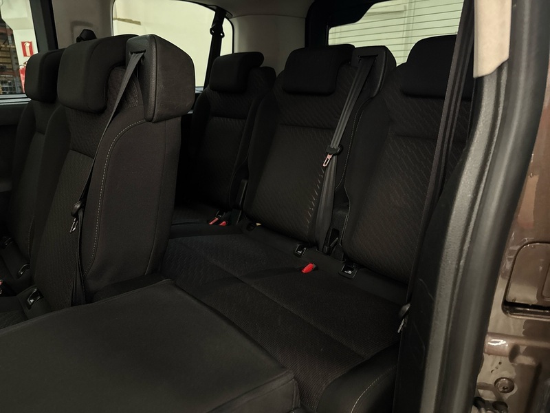 Toyota Proace Verso vaihtoauto