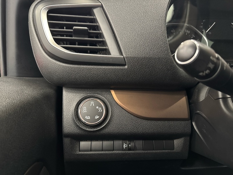 Toyota Proace Verso vaihtoauto