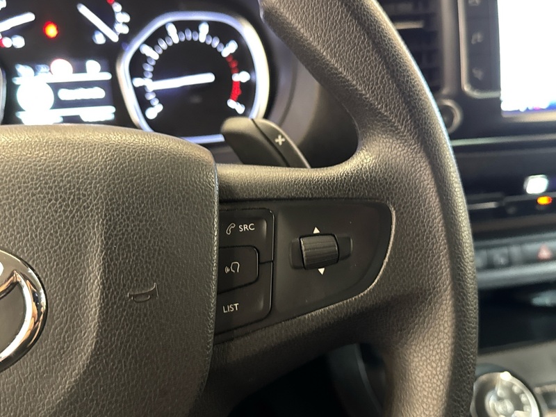 Toyota Proace Verso vaihtoauto