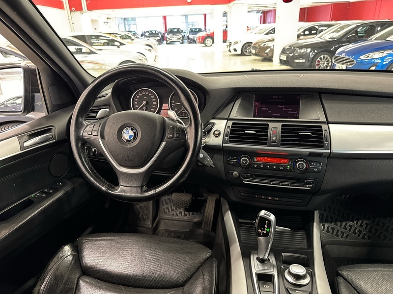 BMW X5 vaihtoauto
