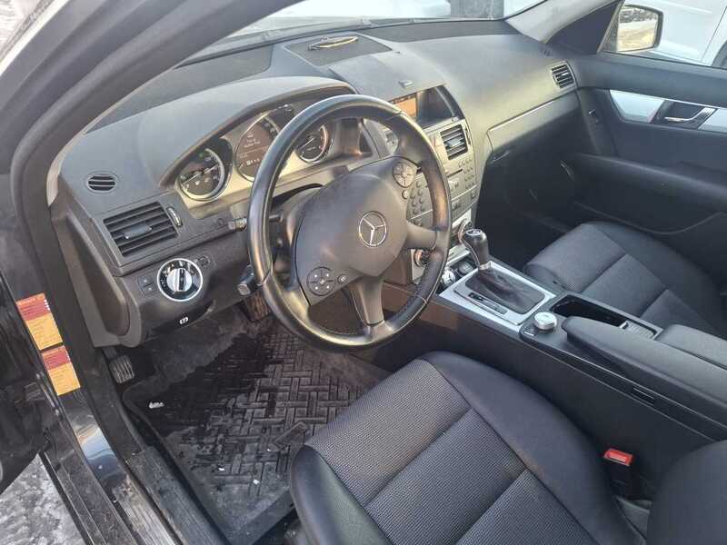 Mercedes-Benz C vaihtoauto