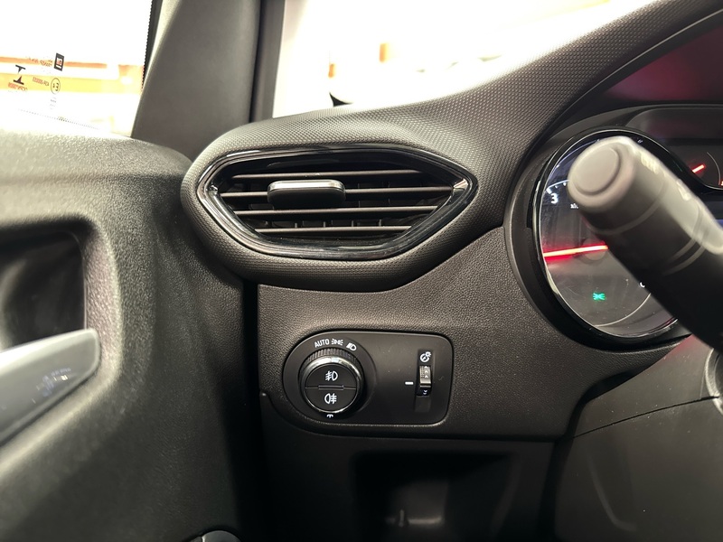 Opel Crossland X vaihtoauto