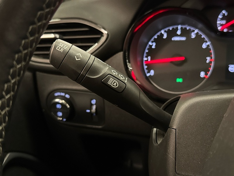 Opel Crossland X vaihtoauto