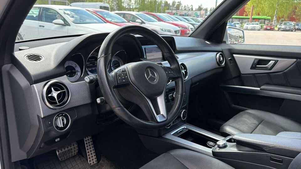 Mercedes-Benz GLK vaihtoauto