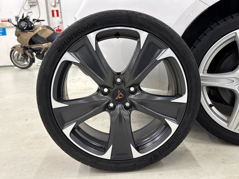 Cupra Leon Sportstourer vaihtoauto